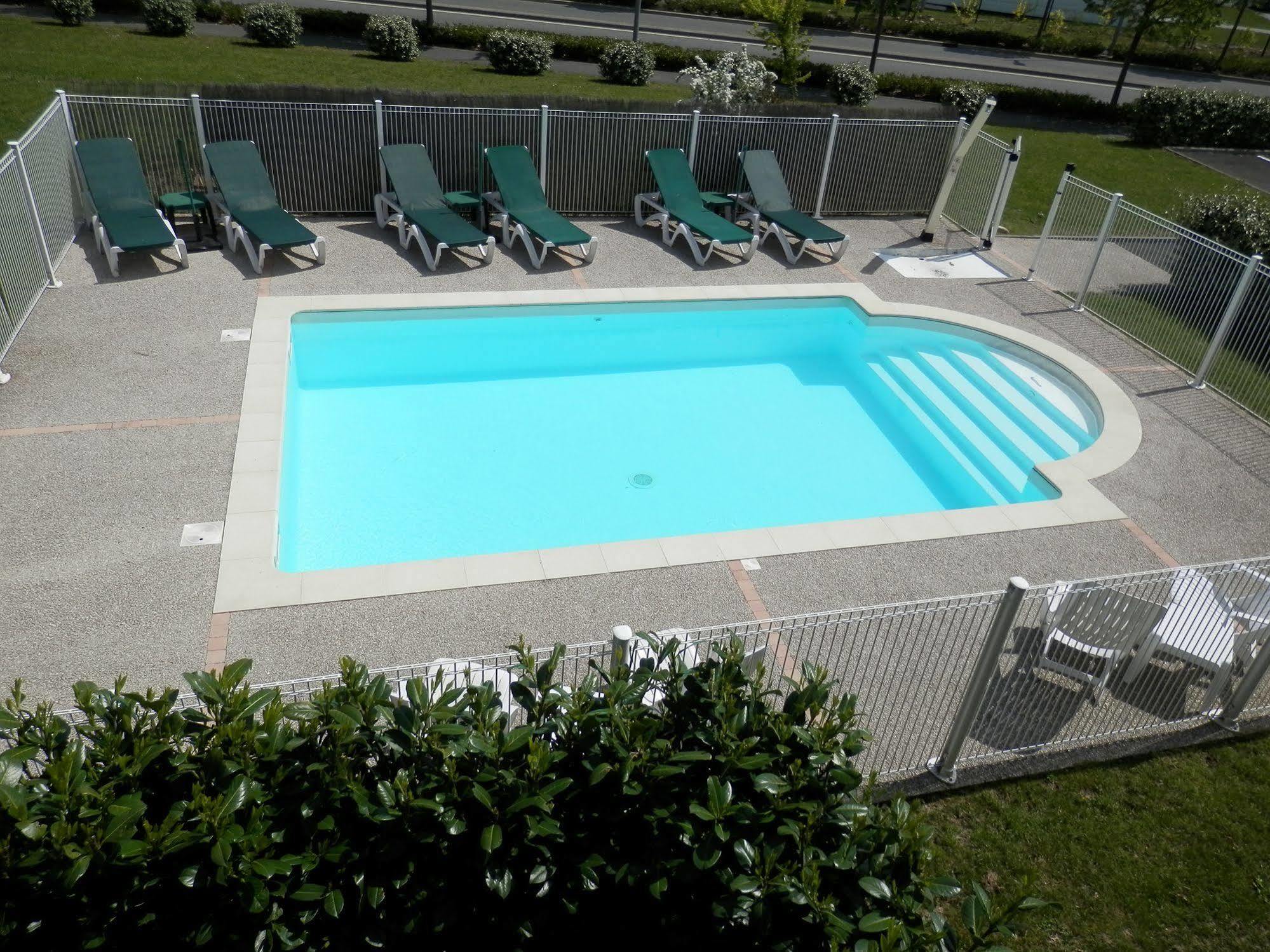 Everhotel De Tarbes-Ibos Экстерьер фото